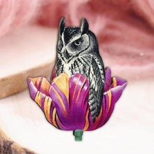 Load image into Gallery viewer, Bird Wooden Brooch