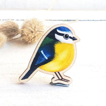 Load image into Gallery viewer, Bird Wooden Brooch