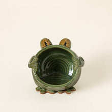 Load image into Gallery viewer, Frog Cell Phone Holder Sound Amplifier