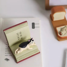 Load image into Gallery viewer, Cat Lover Phone Stand