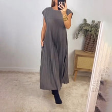 Load image into Gallery viewer, Women Pleated Simple Solid Color Dress
