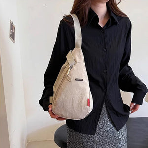 Simple And Lightweight Crossbody Bag