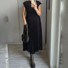Load image into Gallery viewer, Women Pleated Simple Solid Color Dress