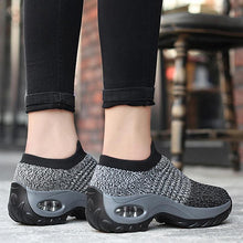 Load image into Gallery viewer, Breathable Air Cushion Board Shoes