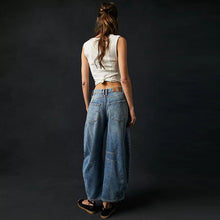 Load image into Gallery viewer, Mid-Rise Barrel Jeans