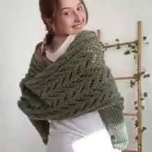 Load image into Gallery viewer, Knitted Cable Wrap For Women