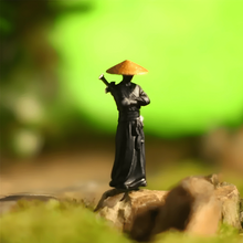 Load image into Gallery viewer, Youxia (Knight-Errant) Car Ornament
