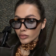 Load image into Gallery viewer, Tortoiseshell Leopard Print Sun Shades