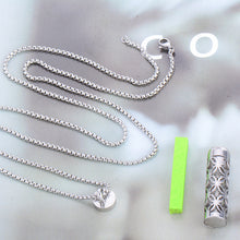 Load image into Gallery viewer, Aromatherapy Pendant Necklace