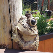 Load image into Gallery viewer, 🐸Peeping Frog Yard Decoration