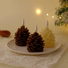 Load image into Gallery viewer, Flammeløse Pinecone stearinlys