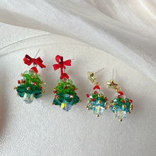 Load image into Gallery viewer, Christmas Tree Earrings