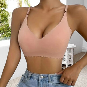 Women's Solid Scallop Trim Wireless Push Up Bra
