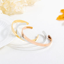 Load image into Gallery viewer, Adjustable Crown Bracelet