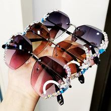 Load image into Gallery viewer, Vintage Fashion Rimless Crystal Sunglasses
