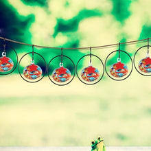 Load image into Gallery viewer, Charming Wind Chimes Hummingbird feeders