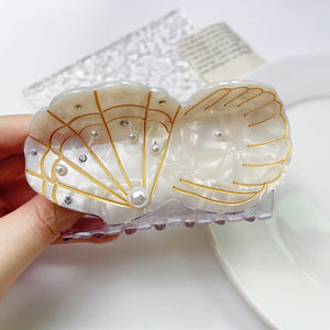 Unique Fashionable Hair Claw