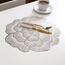 Load image into Gallery viewer, Hollow Out Flower Design Round Placemat Set