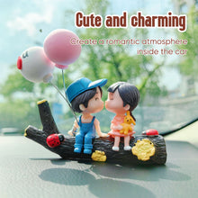 Load image into Gallery viewer, Tree Branch Couple Figurine