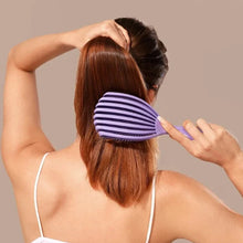 Load image into Gallery viewer, Hollow Out Smooth Hair Fluffy Comb