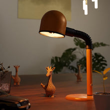 Load image into Gallery viewer, Morsom dyre skrivebord statue