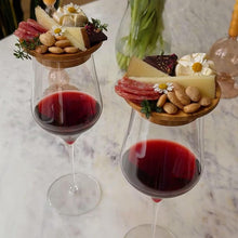 Load image into Gallery viewer, Charcuterie-topper i vinglass