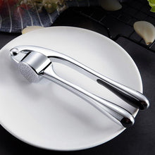 Load image into Gallery viewer, Garlic Crusher