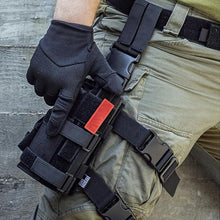 Load image into Gallery viewer, Leg Equipment Minimalist Pouch