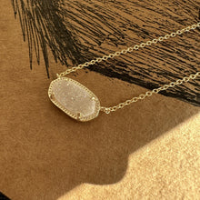 Load image into Gallery viewer, Agate Tooth Necklace