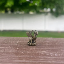 Load image into Gallery viewer, Hinge Head Home Decoration