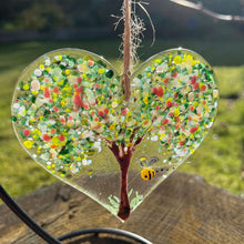 Load image into Gallery viewer, Heart Shaped Flower Pendant