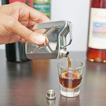 Load image into Gallery viewer, Portable Whiskey Flask