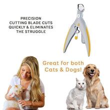 Load image into Gallery viewer, ILLUMINATED NAIL CLIPPER