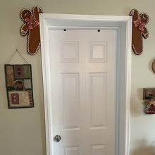 Load image into Gallery viewer, Gingerbread Man Door Frame Decoration