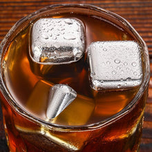 Load image into Gallery viewer, Recyclable Drink Chilling Cubes