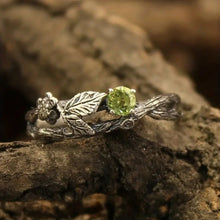 Load image into Gallery viewer, Vintage Leaf Ring