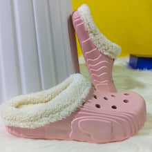 Load image into Gallery viewer, Winter Non-Slip Slippers