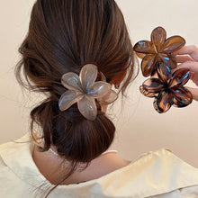 Load image into Gallery viewer, Flower Design Hair Claws