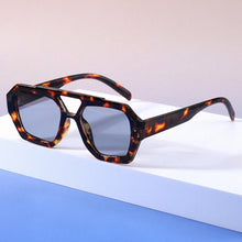 Load image into Gallery viewer, Tortoiseshell Leopard Print Sun Shades