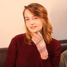 Load image into Gallery viewer, Snowflake Printed Knitted Touchscreen Gloves