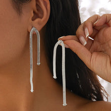 Load image into Gallery viewer, Snake Chain Drop Earrings