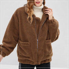 Load image into Gallery viewer, Lapel Zipper Plush Coat