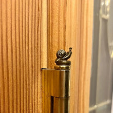 Load image into Gallery viewer, Hinge Head Home Decoration