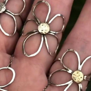 Vintage Floral Ring