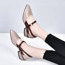 Load image into Gallery viewer, Women's Sandals in Soft Leather