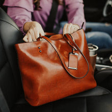 Load image into Gallery viewer, Classic Luxury Handbag