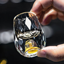Load image into Gallery viewer, 3D Gläser med glass av isbreer Whiskyglass i krystallgullfolie