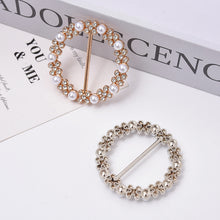 Load image into Gallery viewer, Classic All-match Pearl Rhinestone Buckles