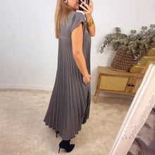 Load image into Gallery viewer, Women Pleated Simple Solid Color Dress