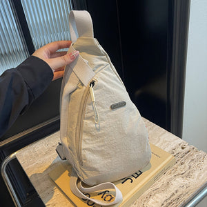 Simple And Lightweight Crossbody Bag